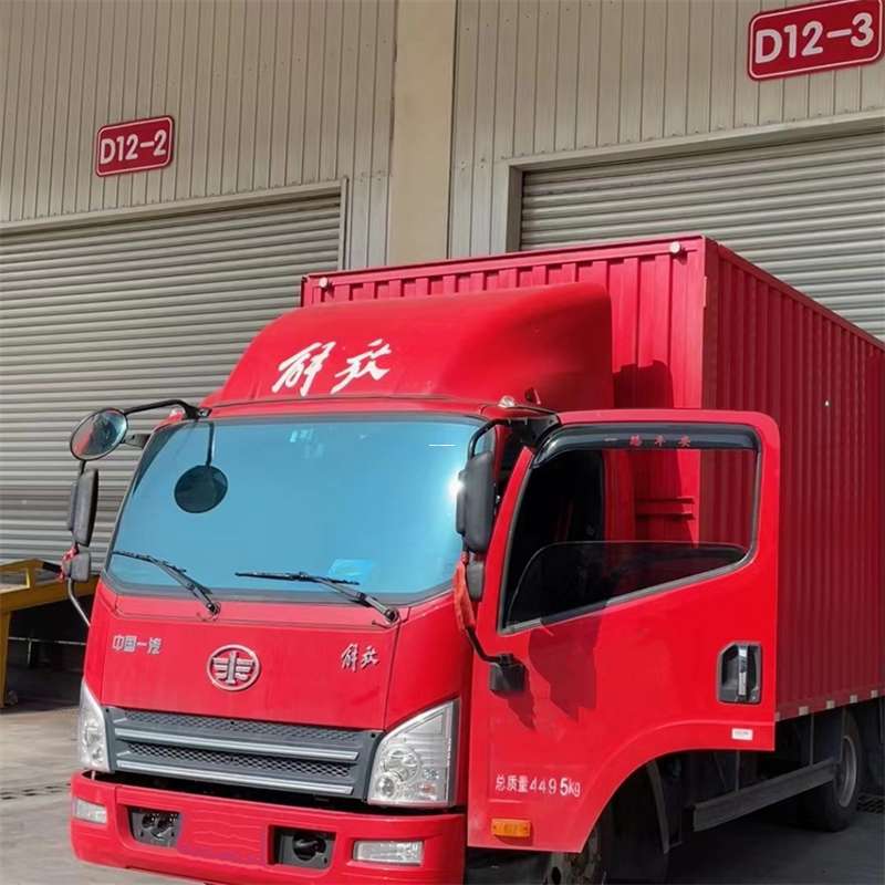 吉阳区阿拉尔市物流专线：大件快运与进仓出口的高效之旅